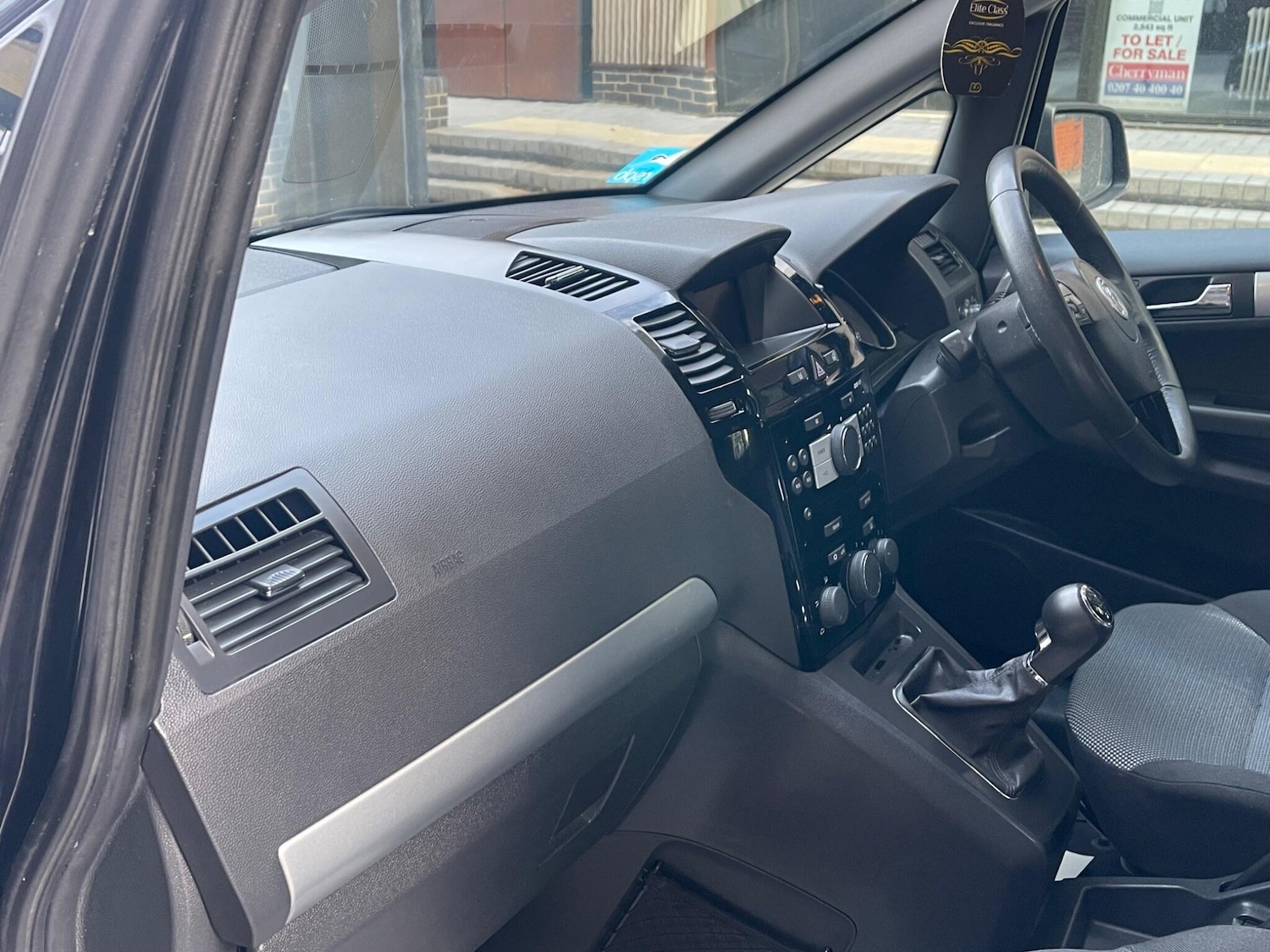 Used Vauxhall Zafira 2014 for sale - 77215241: Photo 24