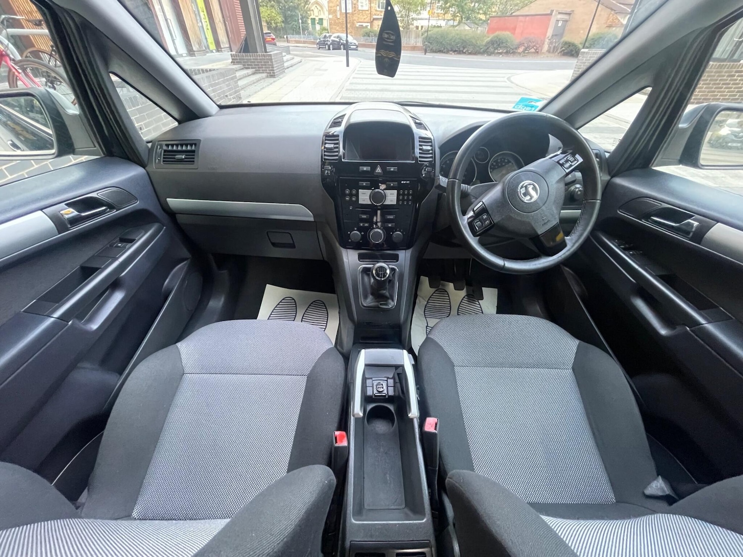 Used Vauxhall Zafira 2014 for sale - 77215241: Photo 41