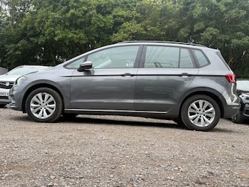 Used Volkswagen Golf SV 2018 for sale - 78922756: Photo