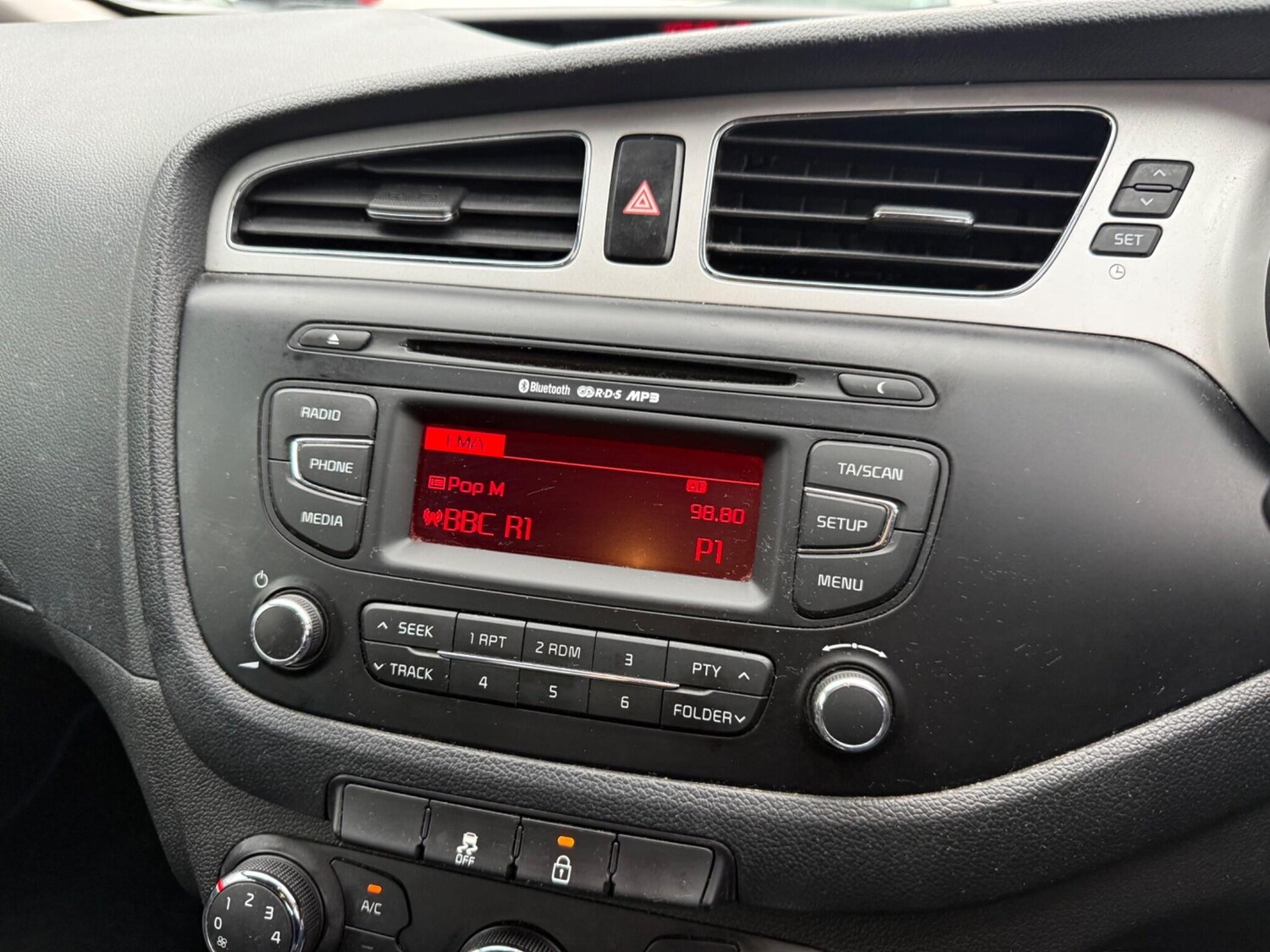 Used Kia Pro Ceed for sale - 77496939: Photo 21