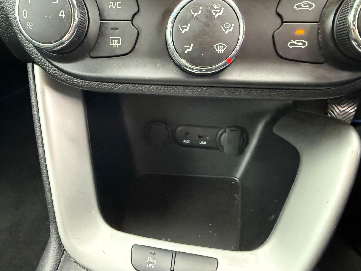 Used Kia Pro Ceed for sale - 77496939: Photo 23