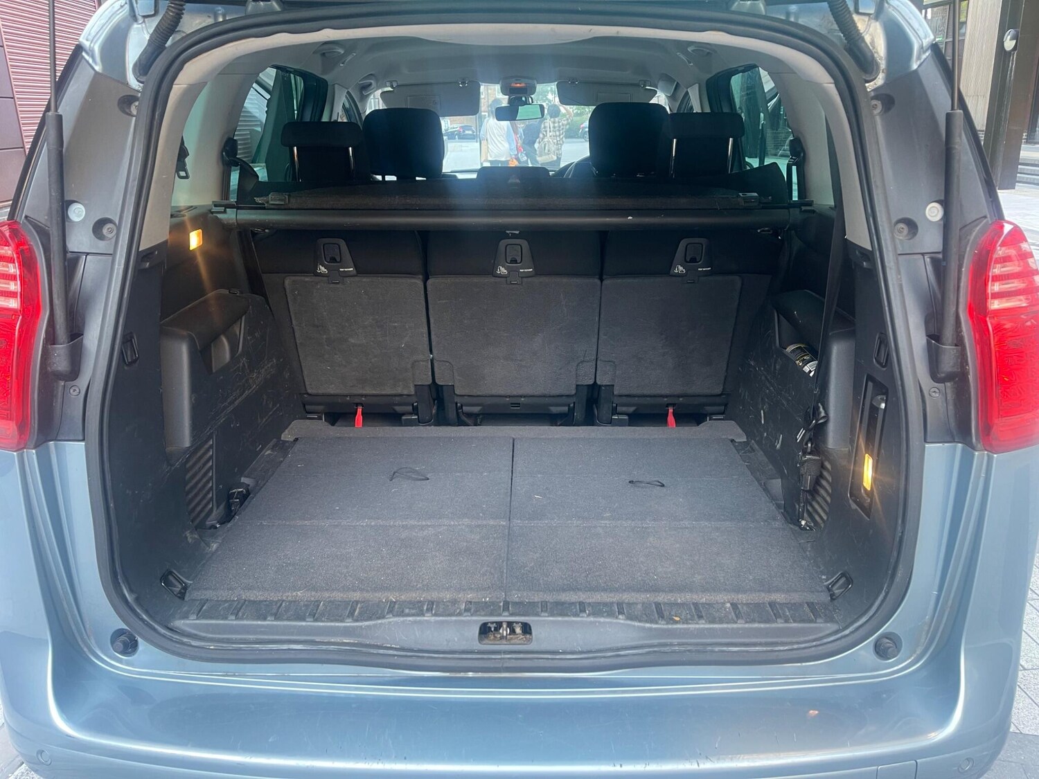 Vehicle 29