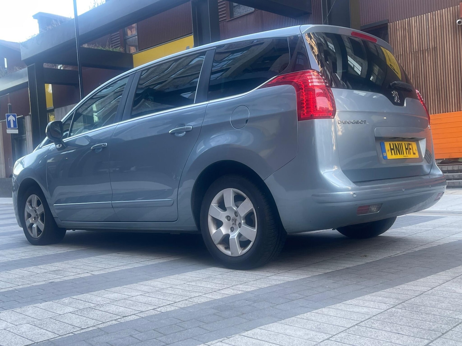 Vehicle 6