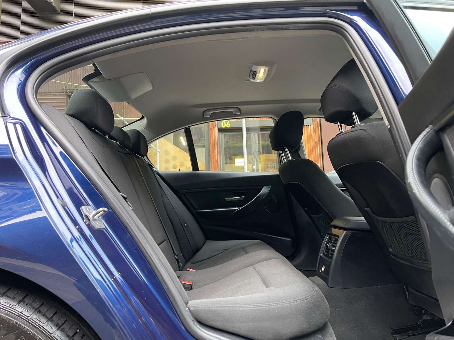 Used BMW 3 Series 2018 for sale - 77029939: Photo 40