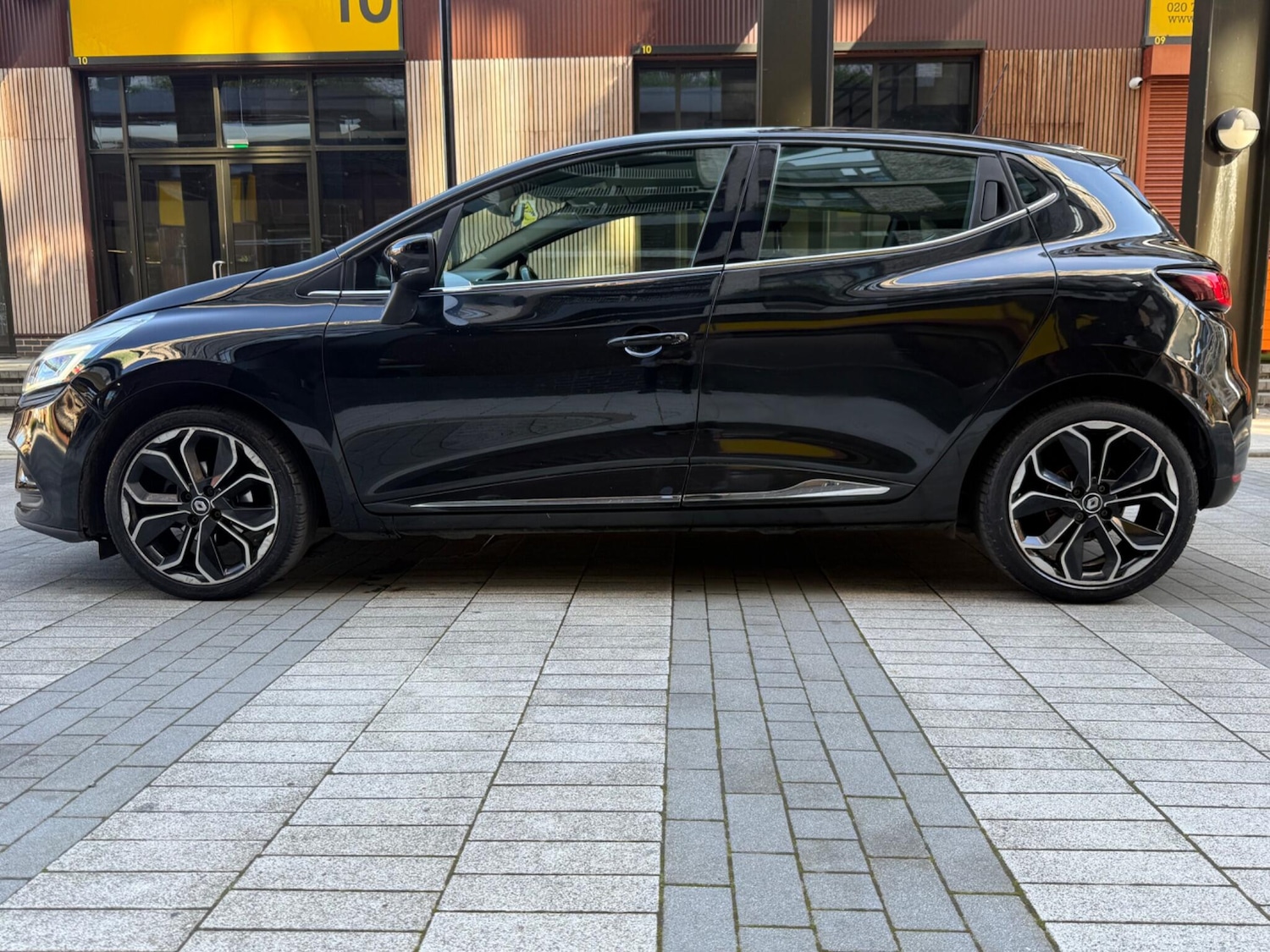 Used Renault Clio 2017 for sale - 78034491: Photo 13