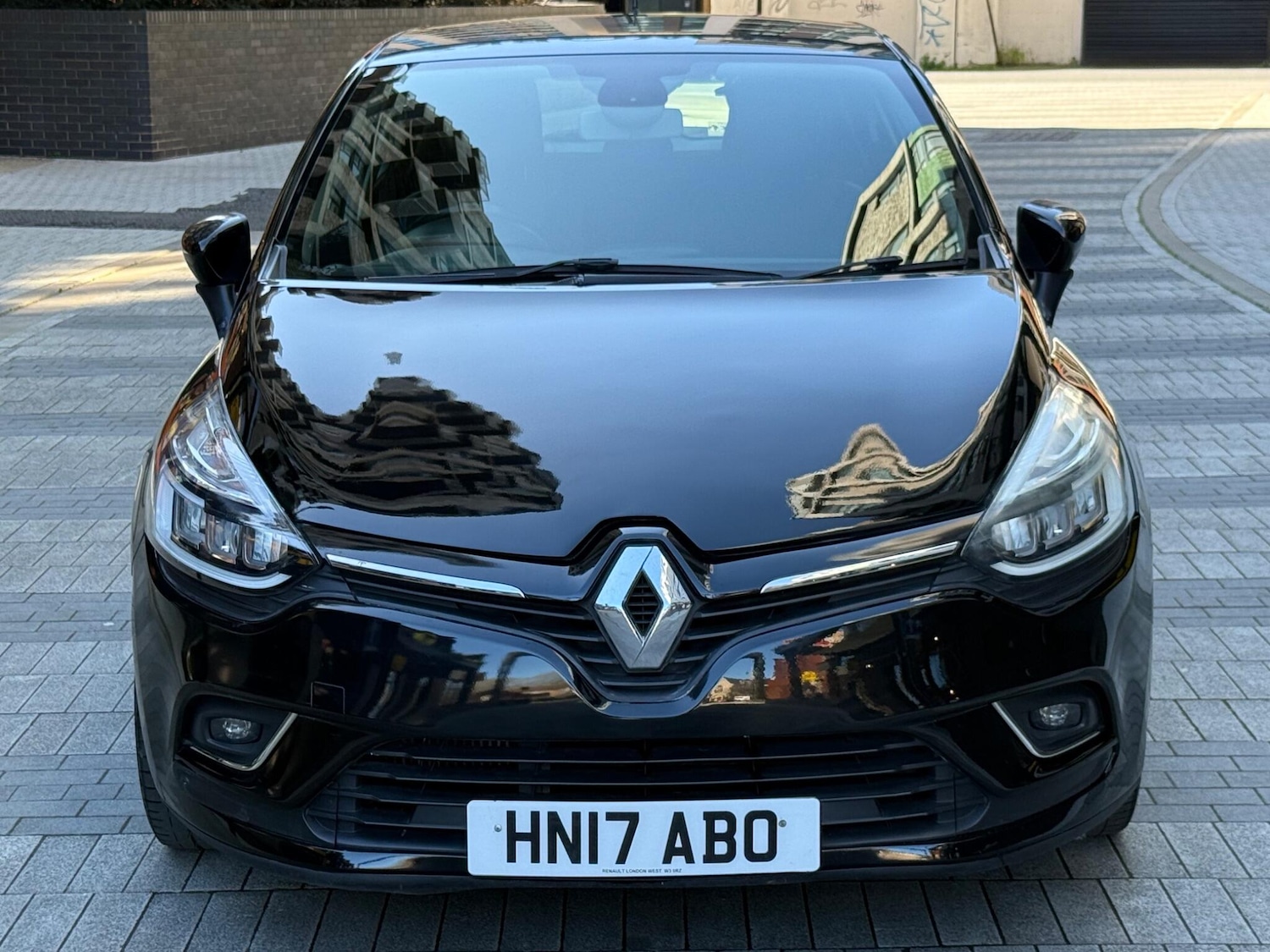 Used Renault Clio 2017 for sale - 78034491: Photo 2