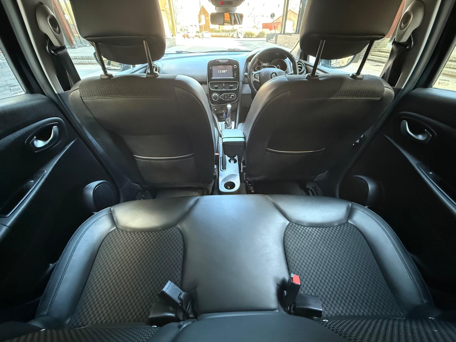 Used Renault Clio 2017 for sale - 78034491: Photo 25