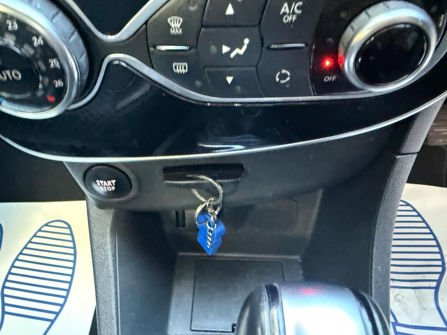 Used Renault Clio 2017 for sale - 78034491: Photo 40