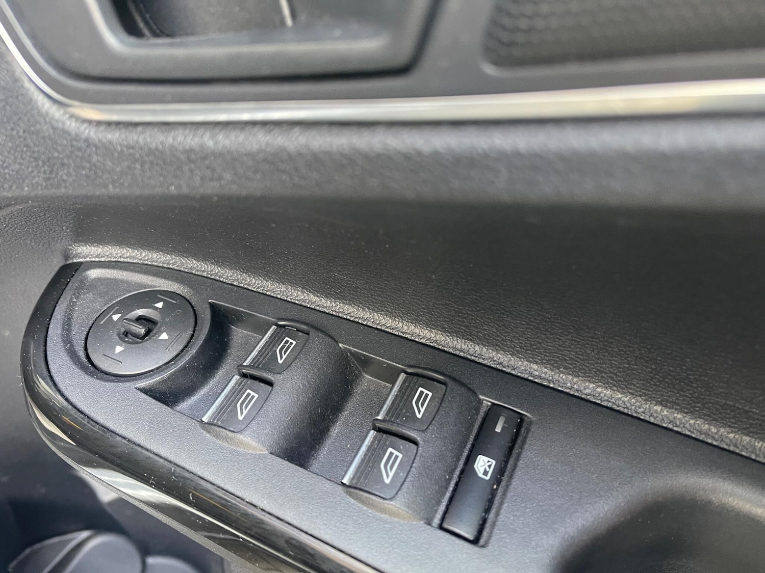 Used Ford B-MAX 2017 for sale - 77633936: Photo 31