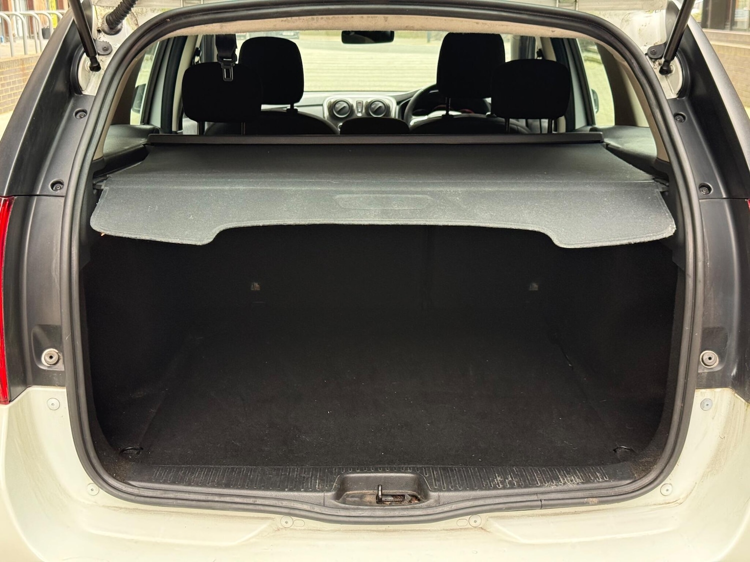 Used Dacia Logan MCV 2017 for sale - 77799039: Photo 27