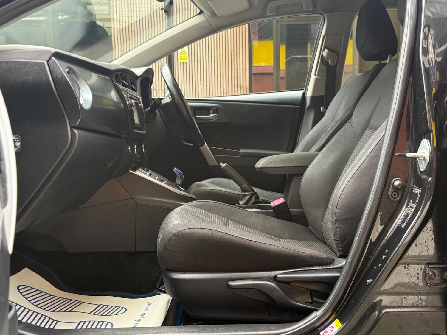 Used Toyota Auris 2015 for sale - 77468892: Photo 21