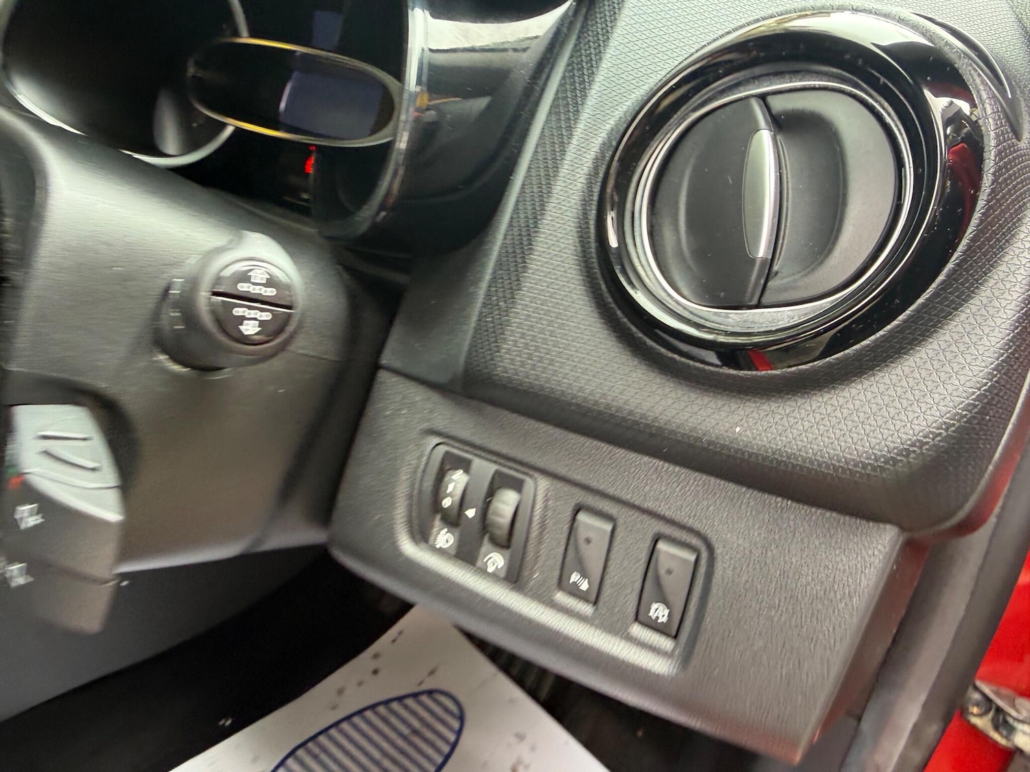 Used Renault Clio 2016 for sale - 77892193: Photo 25