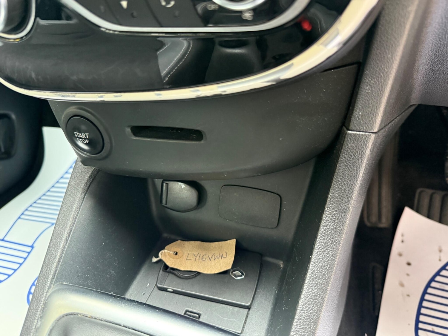 Used Renault Clio 2016 for sale - 77892193: Photo 28