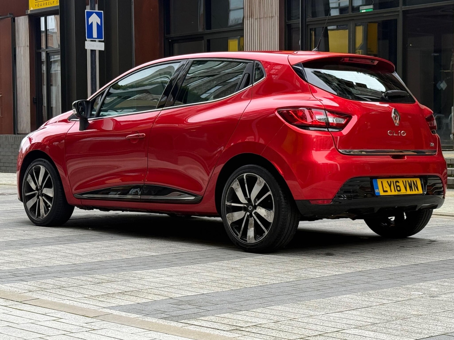 Used Renault Clio 2016 for sale - 77892193: Photo 6