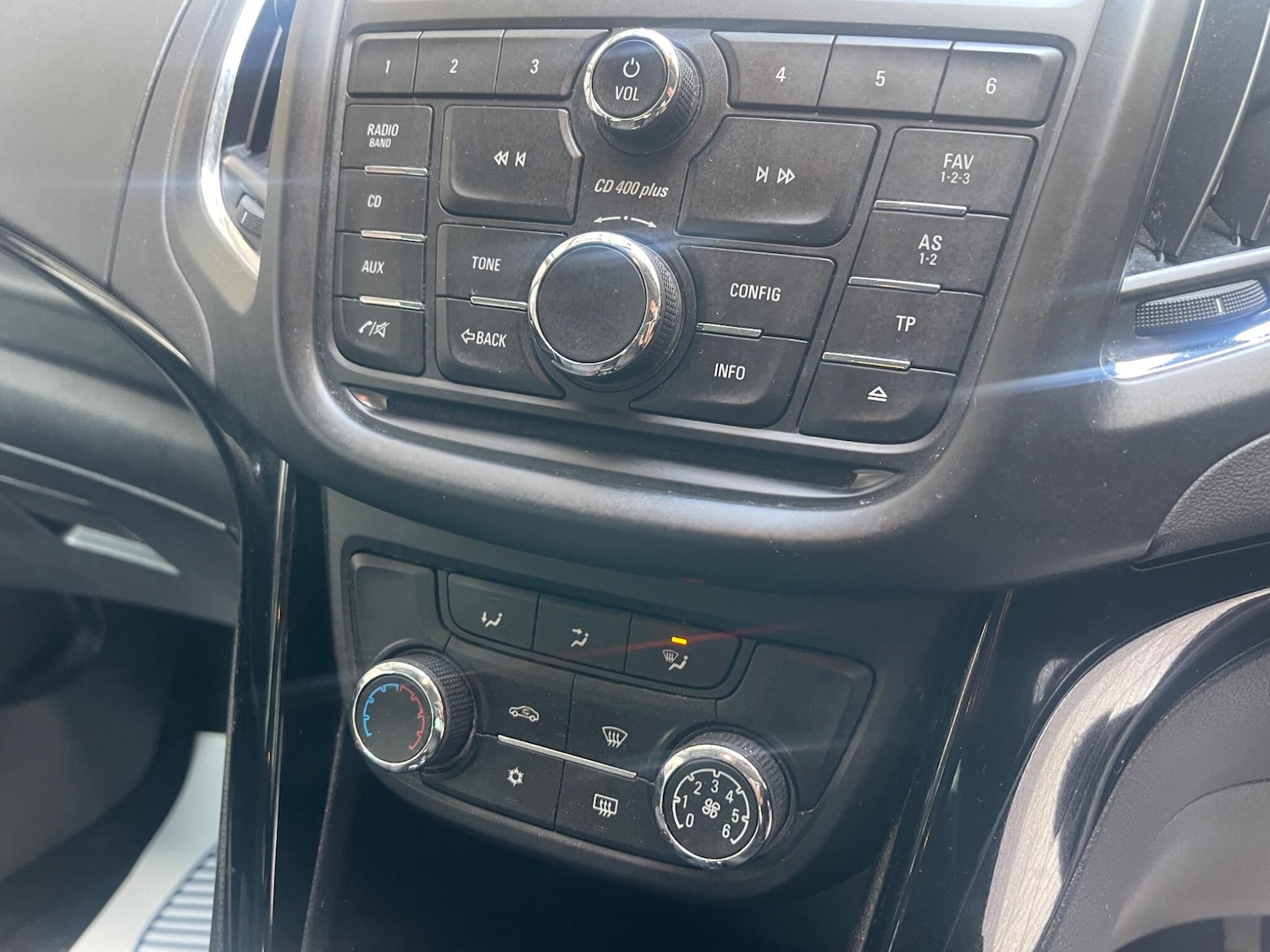 Used Vauxhall Zafira 2014 for sale - 77039692: Photo 40