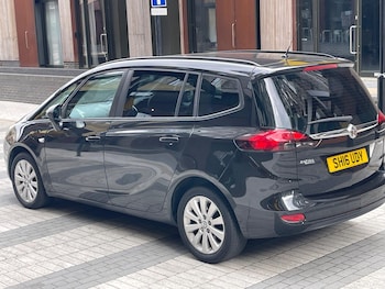 Used Vauxhall Zafira 2016 for sale - 76969803: Photo
