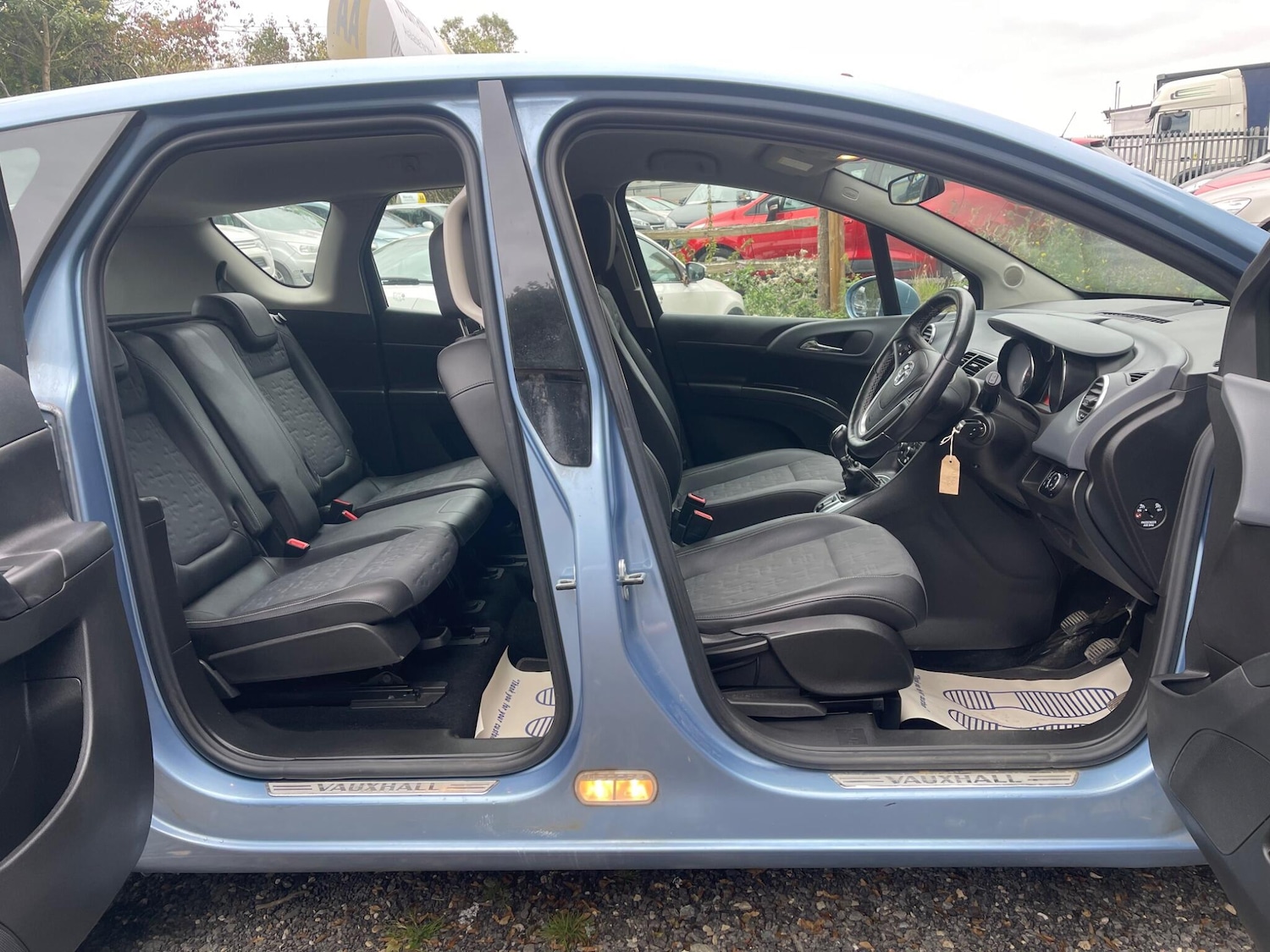 Used Vauxhall Meriva 2013 for sale - 76969801: Photo 19