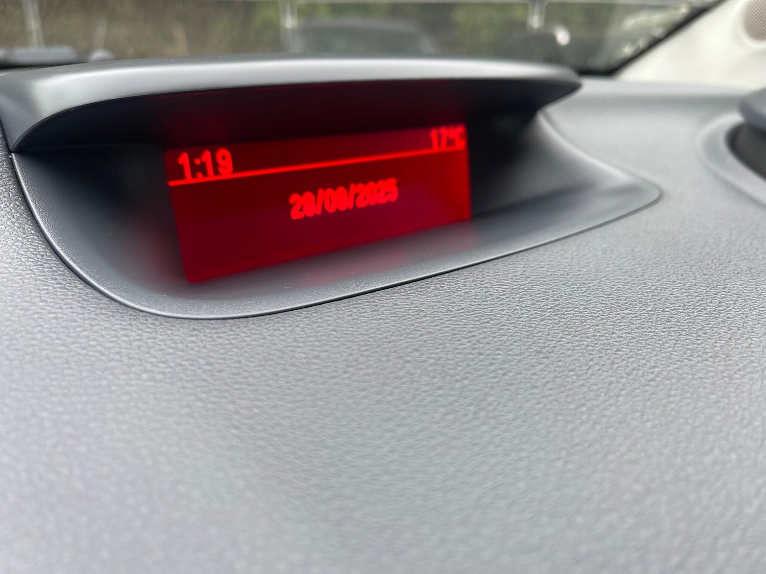 Used Vauxhall Meriva 2013 for sale - 76969801: Photo 27