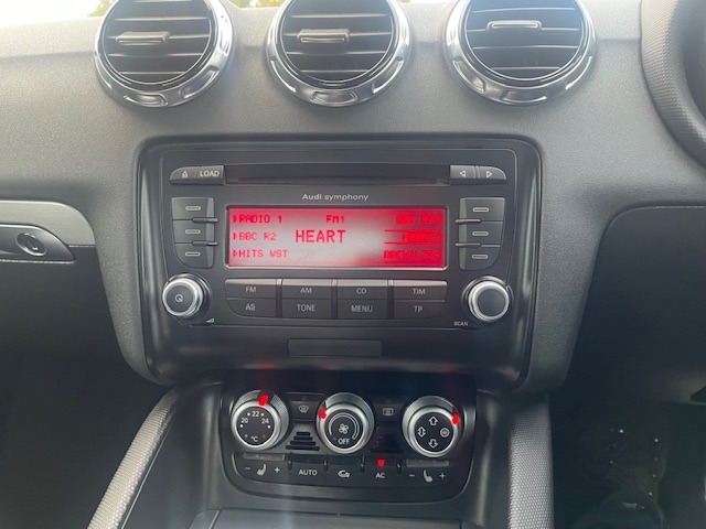 Used Audi TT 2011 for sale - 76578219: Photo 12