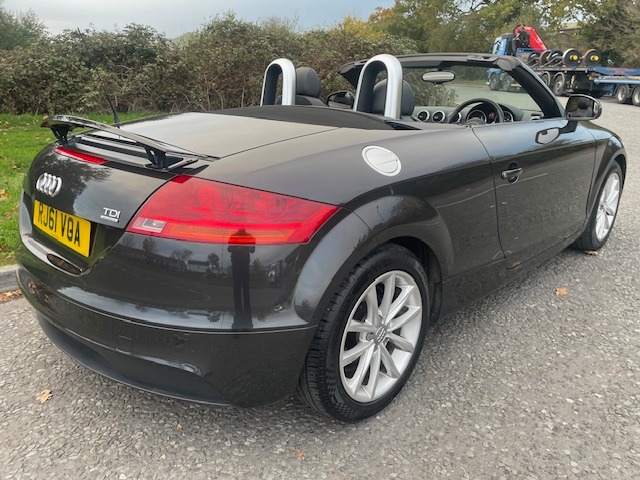 Used Audi TT 2011 for sale - 76578219: Photo 7