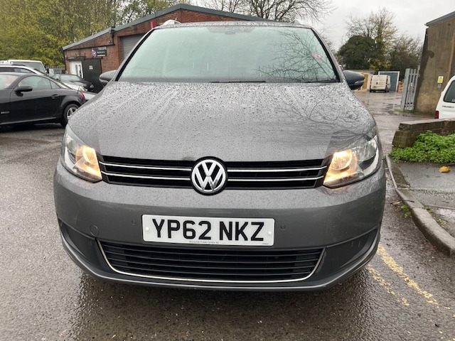 Used Volkswagen Touran 2012 for sale - 76578377: Photo 2