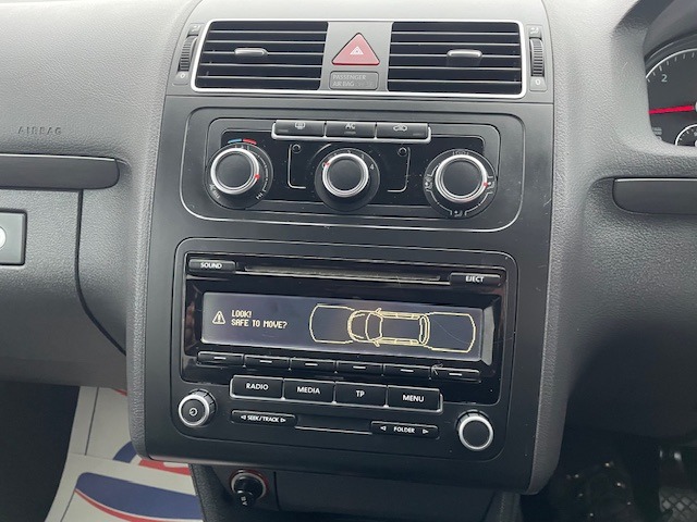 Used Volkswagen Touran 2012 for sale - 76578377: Photo 7