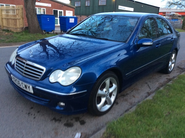 Used Mercedes-Benz C-Class 2006 for sale - 70636174: Photo 3