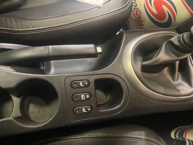 Used Nissan Qashqai 2013 for sale - 76983933: Photo 15