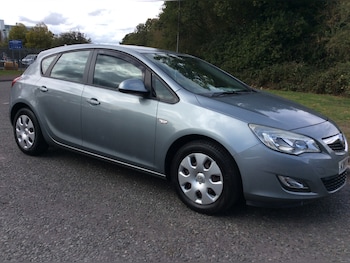 2010 (10) - 1.6i 16V Exclusiv 5dr