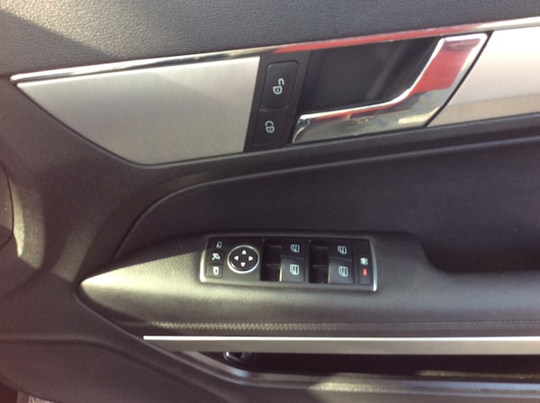 Used Mercedes-Benz E Class 2011 for sale - 67802181: Photo 12