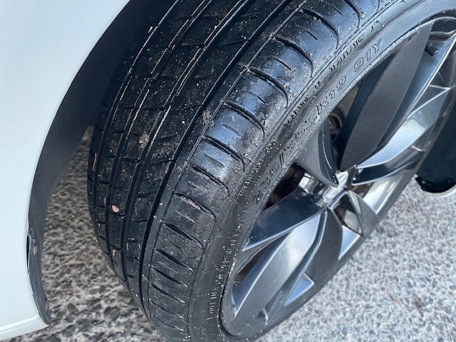 Used Volkswagen Scirocco 2010 for sale - 77128315: Photo 11