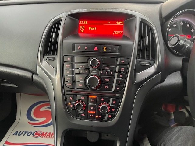 Used Vauxhall Astra 2014 for sale - 76376962: Photo 21