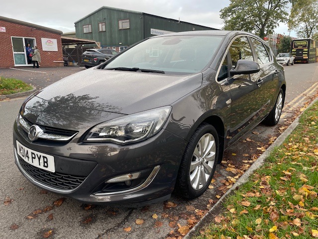 Used Vauxhall Astra 2014 for sale - 76376962: Photo 3