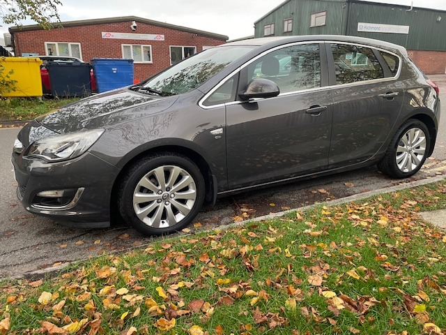 Used Vauxhall Astra 2014 for sale - 76376962: Photo 4