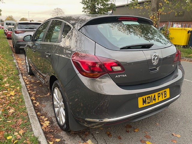 Used Vauxhall Astra 2014 for sale - 76376962: Photo 5