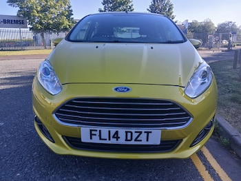 Used Ford Fiesta 2014 for sale - 79104525: Photo