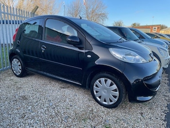 2007 (57) - 1.0 Urban Move 5dr