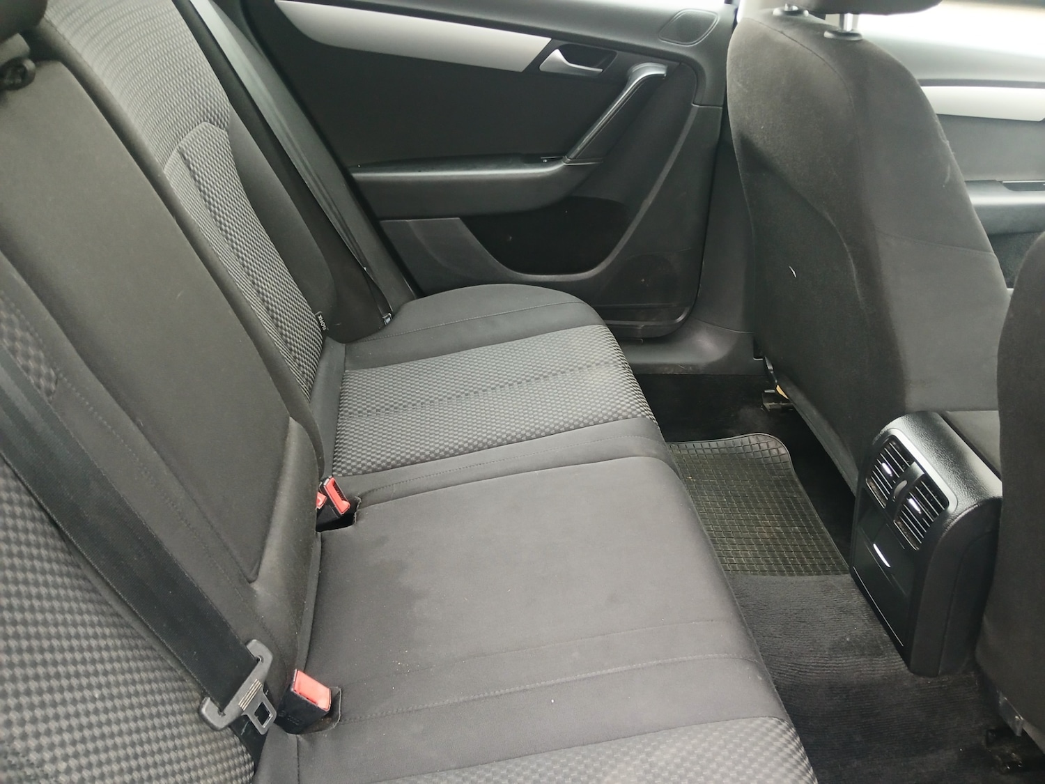 Used Volkswagen Passat 2012 for sale - 78012788: Photo 14