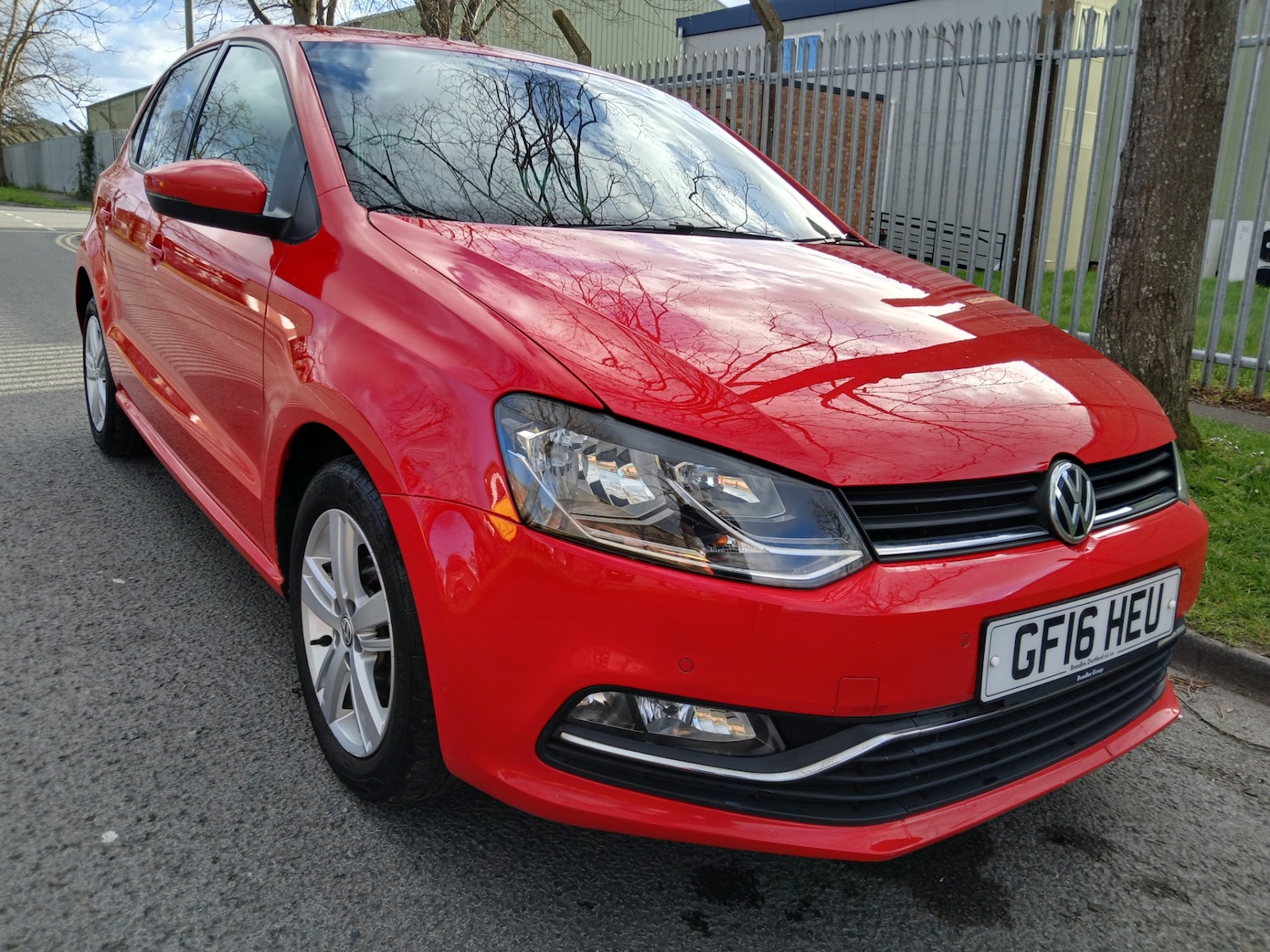 Used Volkswagen Polo 2016 for sale - 78056893: Photo 2