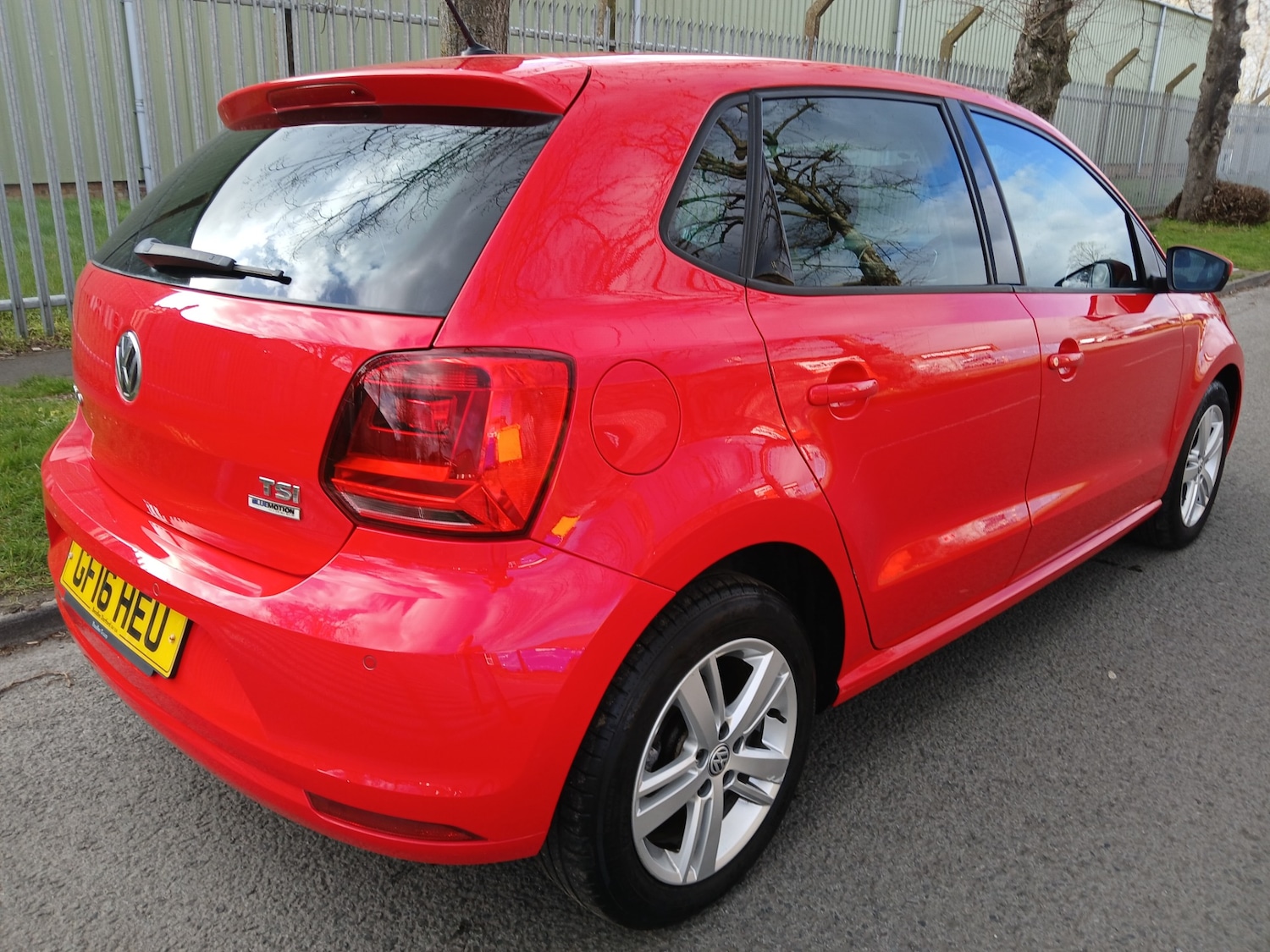 Used Volkswagen Polo 2016 for sale - 78056893: Photo 3