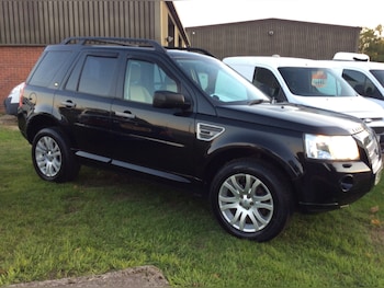 Used Land Rover Freelander 2010 for sale - 76058400: Photo