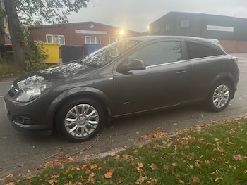 Used Vauxhall Astra 2011 for sale - 76257968: Photo 4