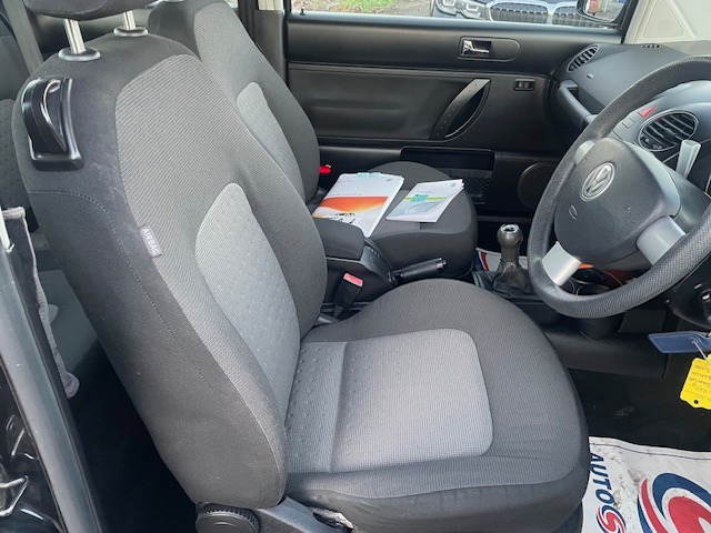 Used Volkswagen Beetle 2010 for sale - 77005562: Photo 14