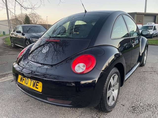 Used Volkswagen Beetle 2010 for sale - 77005562: Photo 9