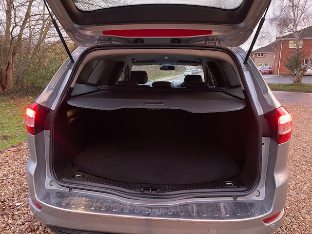 Used Ford Mondeo 2014 for sale - 76906406: Photo 8