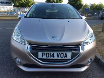 Used Peugeot 208 2014 for sale - 74704103: Photo