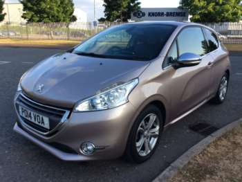 Used Peugeot 208 2014 for sale - 74704103: Photo