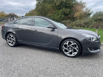 Used Vauxhall Insignia 2016 for sale - 76316731: Photo 2