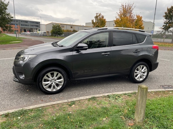 Used Toyota RAV4 2013 for sale - 76313310: Photo 4