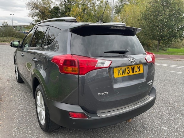Used Toyota RAV4 2013 for sale - 76313310: Photo 5